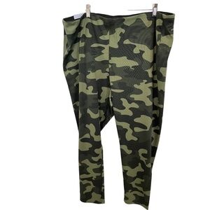 SKINNYGIRL Bailey Seamless Pull-On Pant Coastal Camo 24W NWT